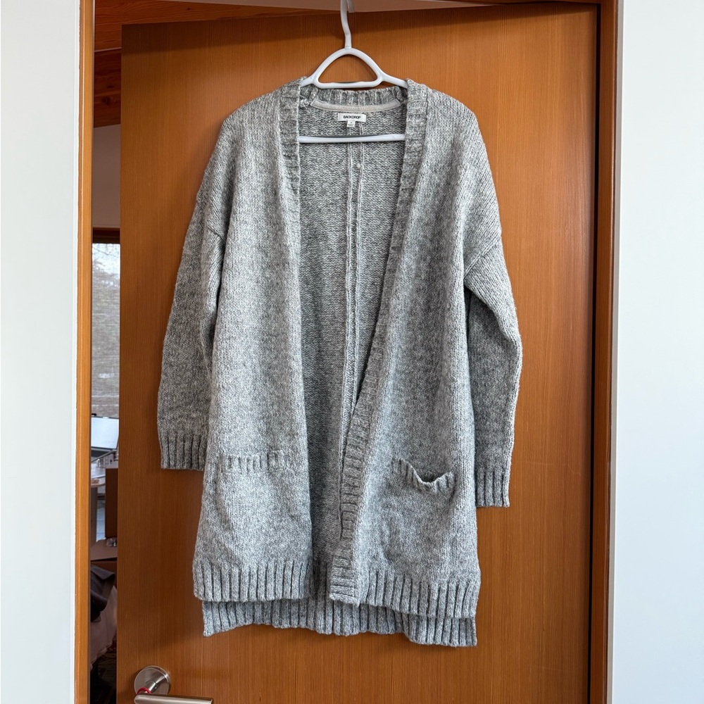 Casual Women's Gray Knit Cardigan